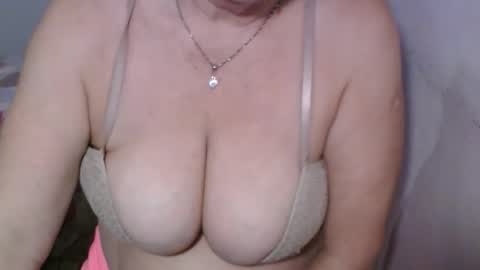 AnneSofia online show from January 19, 1:37 am