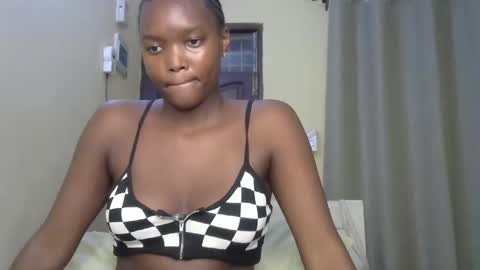 Lee online show from March 12, 4:51 am