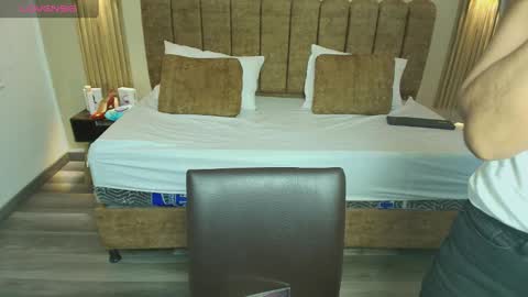 R A C H E L online show from October 14, 11:57 am