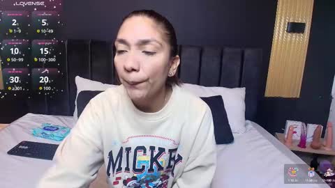 R A C H E L online show from October 5, 12:13 pm