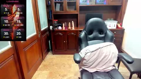 R A C H E L online show from November 14, 12:18 pm