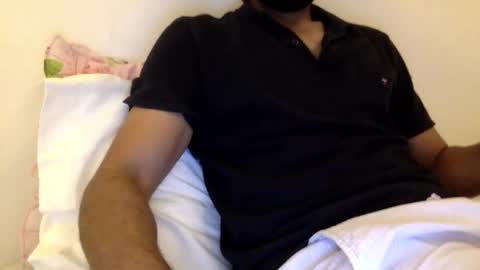 sexyshubham1 online show from November 4, 10:05 am