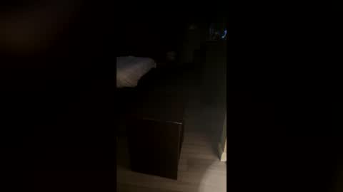Smooth bi guy online show from August 2, 8:27 am