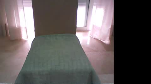 SlaveForYourPussy69 online show from March 1, 11:39 am