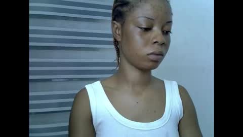 sexyxpeach online show from December 16, 7:20 pm