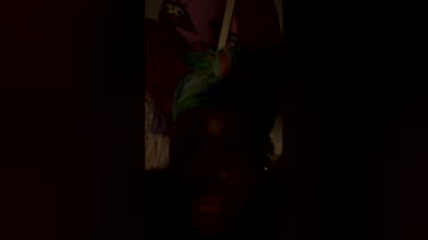 sexyzelly online show from May 18, 4:40 am