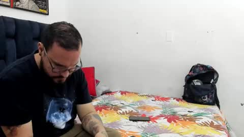 MiaSergio online show from October 19, 2:33 pm