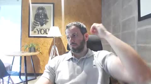 shad0w_hunter online show from January 3, 2:40 pm