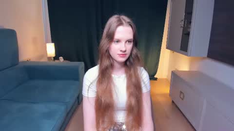 Lola online show from August 10, 7:24 am