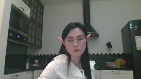 TwerkingBitchh online show from December 3, 9:15 pm