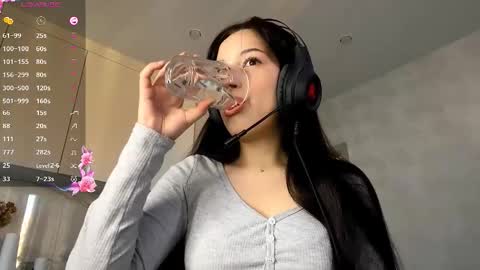 Viola online show from December 16, 5:25 am