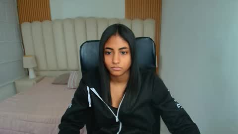 shanelle online show from February 21, 6:27 am