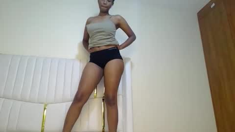 shanizz online show from February 24, 9:20 pm