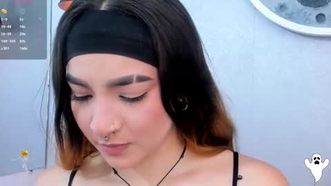 Snapshot of shanntal__ chatting on October 22, 8:32 pm Shanntal online show from October 22, 8:32 pm