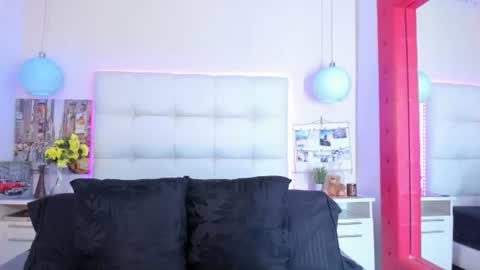 shantal_ferrer3 online show from June 25, 11:10 pm