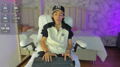 Shantal online show from November 21, 4:54 am