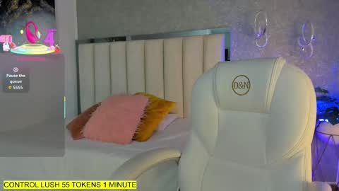 Shantal online show from March 28, 11:22 am