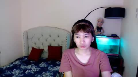 SHANTA FOX  s online show from March 4, 1:52 pm