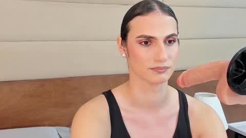  Shantall  online show from January 14, 12:07 am