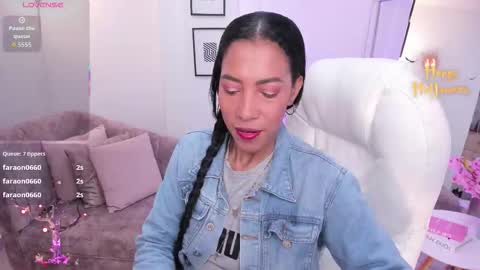 Shantall wills online show from October 22, 6:53 pm