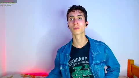 Snapshot of shaquiel_castoro chatting on October 3, 12:02 pm shaquiel online show from October 3, 12:02 pm