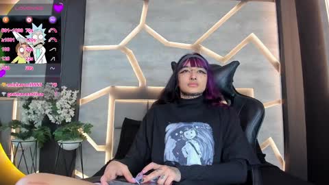 SharaRoss online show from December 30, 7:00 pm