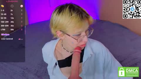 Sharli online show from March 12, 3:49 pm