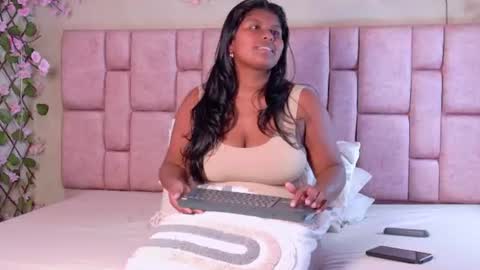 Sharlo Monteblack online show from June 10, 3:22 pm