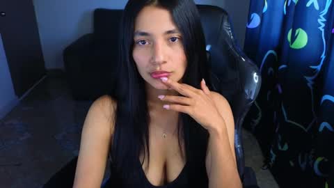 Pamela online show from March 14, 9:30 pm