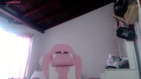 sharlotte  online show from February 6, 8:44 pm