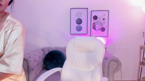 Snapshot of sharon_breezee chatting on October 22, 4:37 am sharon_breezee online show from October 22, 4:37 am