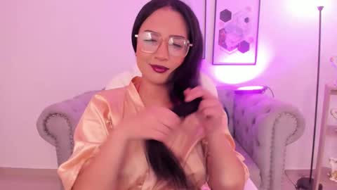 sharon_breezee online show from December 4, 5:07 am