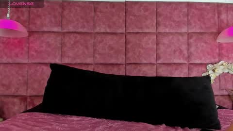 Sharon  Tyga online show from January 18, 4:16 pm