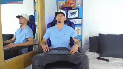 Sharon  Tyga online show from December 14, 4:30 am