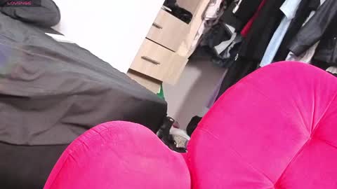 kitsune online show from April 4, 11:50 am