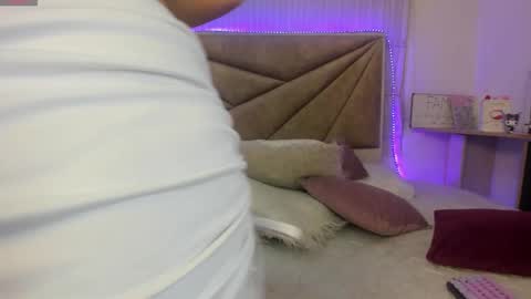 sharondiirtyy online show from September 13, 3:31 am