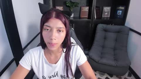sharonqueen1_ online show from September 12, 7:38 pm