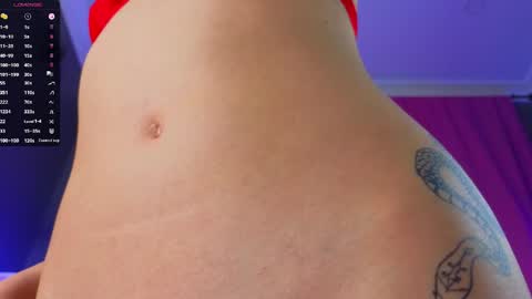 Lola and Stacey online show from May 4, 7:04 am
