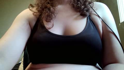 Shay online show from November 8, 5:16 pm