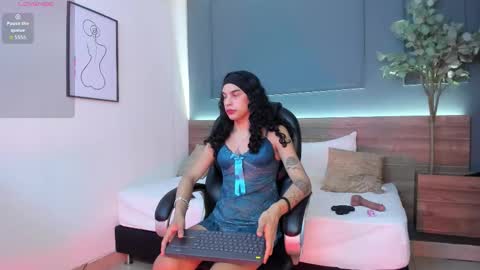 shayla online show from November 20, 4:44 am