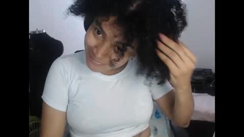 Shayna online show from November 30, 8:49 pm