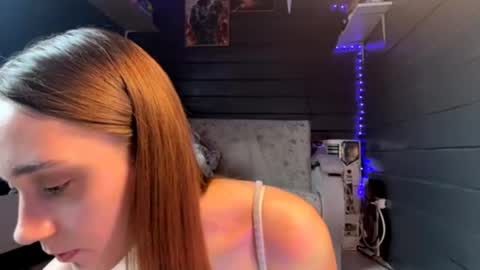 sheilaoverson online show from April 16, 9:42 am