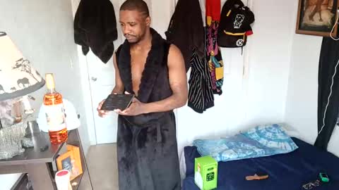 King-shelb online show from March 3, 4:58 pm