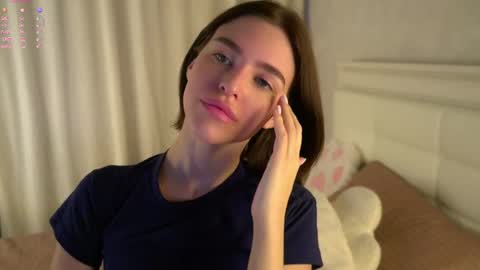 Alex online show from June 5, 1:23 am