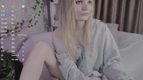 shellyboom online show from March 11, 8:45 pm