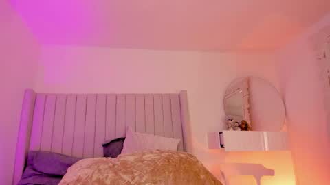 shelynna_azzul online show from February 14, 11:18 pm