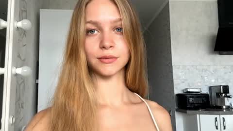Kiki online show from June 16, 9:57 am