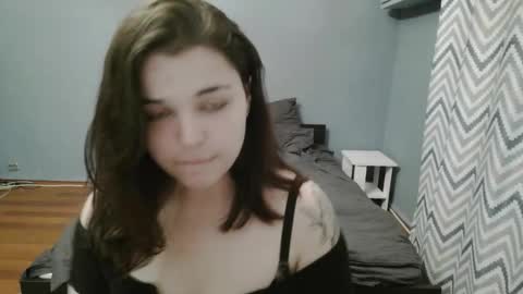 sheril_belton online show from October 3, 9:34 pm