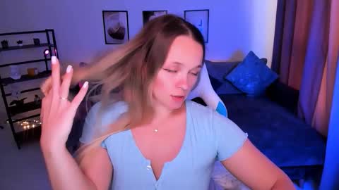 Sheril online show from September 25, 2:57 pm