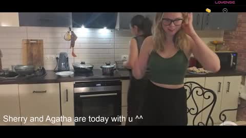 Sherry  online show from November 5, 6:32 pm